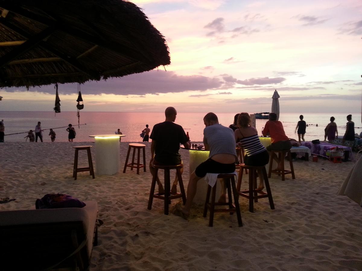 Coastal Village Beach Resort Phu Quoc Exteriör bild