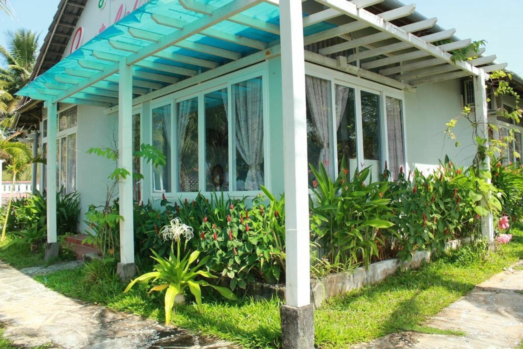Coastal Village Beach Resort Phu Quoc Exteriör bild