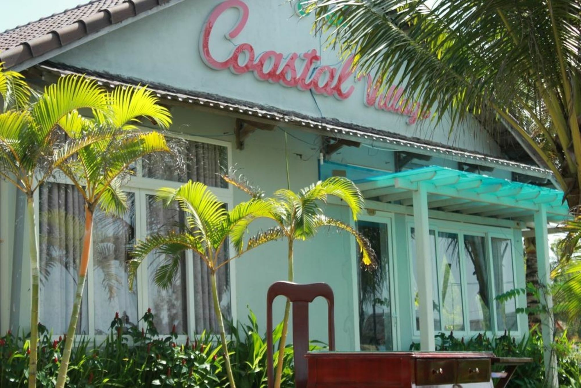 Coastal Village Beach Resort Phu Quoc Exteriör bild